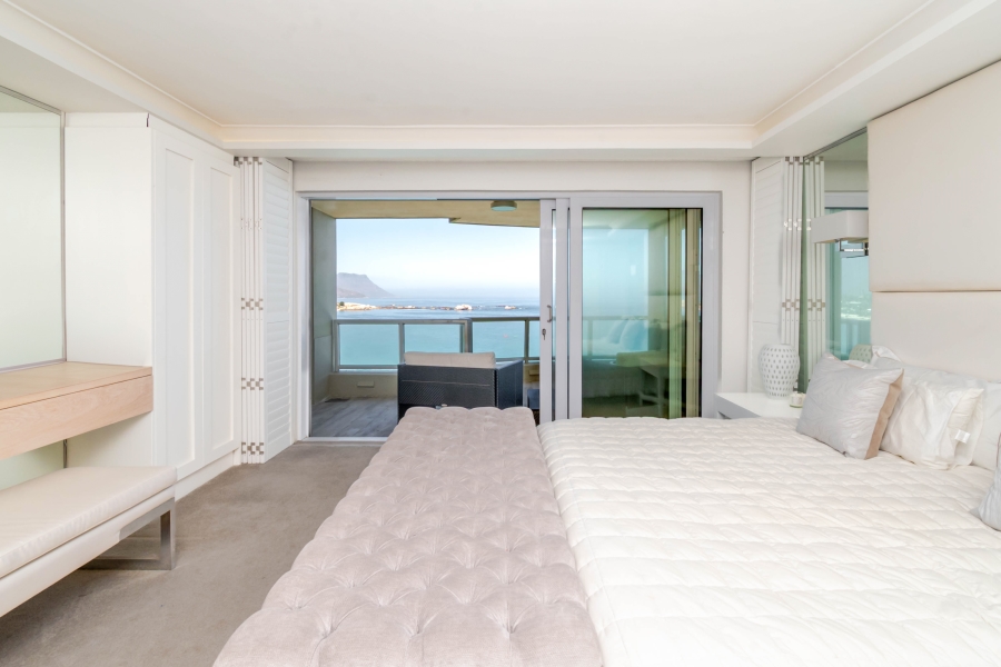To Let 3 Bedroom Property for Rent in Clifton Western Cape